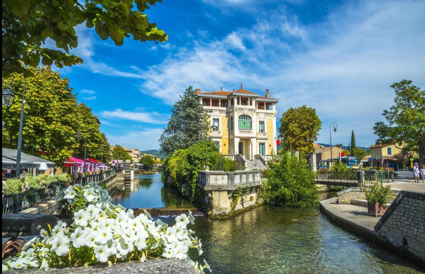 La Velleronnaise Villa Екстериор снимка
